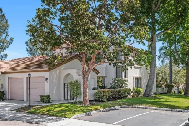 MLS: PTP2502841 Condo For Sale