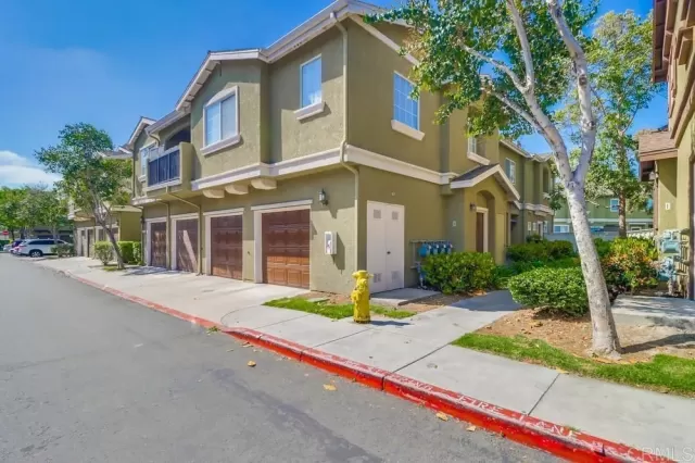 MLS: PTP2502883 Condo For Sale
