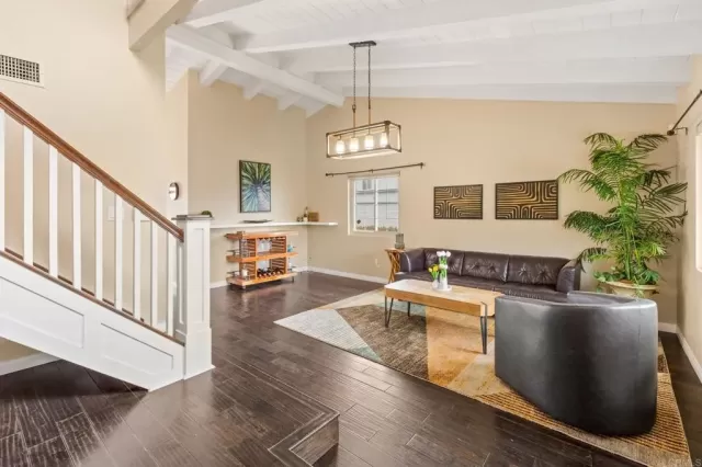 MLS: PTP2502941 Condo For Sale