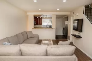 Photo #5: PTP2503053 Listing
