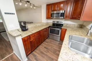 Photo #6: PTP2503053 Listing