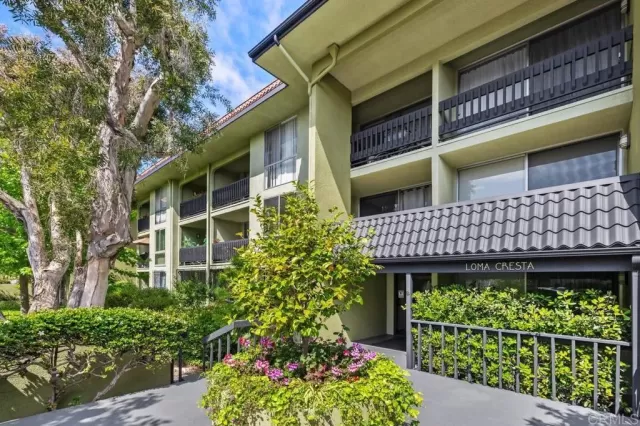 MLS: PTP2503056 Condo For Sale