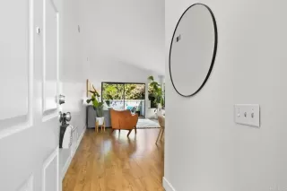 Photo #3: PTP2503077 Listing