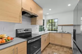 Photo #5: PTP2503077 Listing