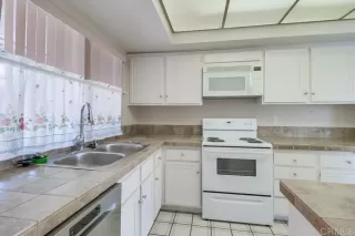 Photo #3: PTP2503086 Listing