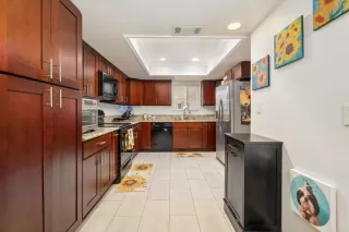 Photo #6: PTP2503300 Listing