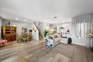 Photo #6: PTP2503404 Listing