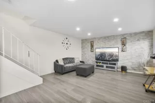 Photo #1: PTP2503774 Listing 