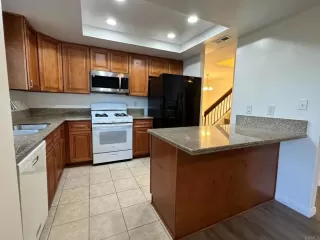 Photo #3: PTP2503811 Listing 