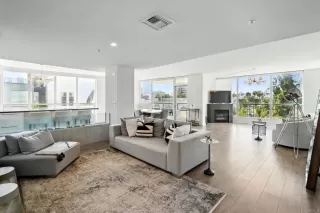 Photo #2: PTP2503841 Listing