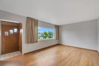 Photo #5: PTP2503856 Listing 