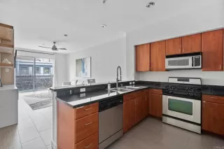 Photo #6: PTP2504007 Listing