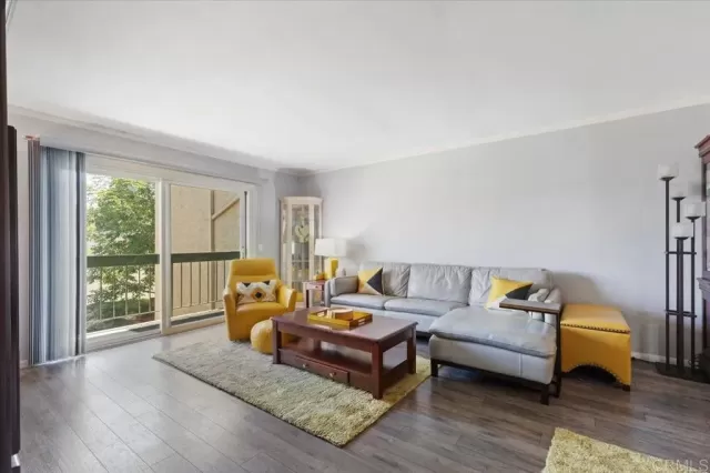 MLS: PTP2504073 Condo For Sale