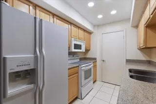 Photo #1: PTP2504073 Listing