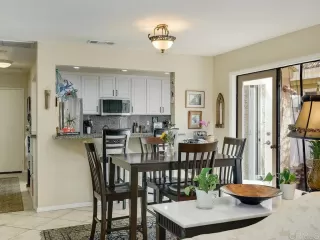 Photo #5: PTP2504084 Listing 