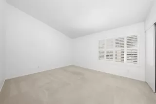 Photo #5: PTP2504138 Listing