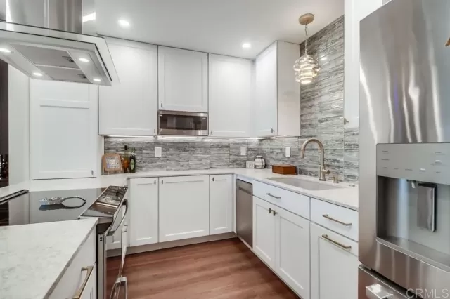 MLS: PTP2504152 Condo For Sale