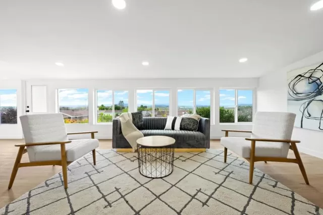 MLS: PTP2504171 Condo For Sale