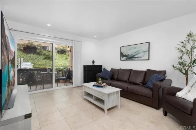 MLS: PTP2504230 Condo For Sale