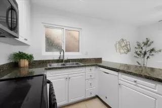 Photo #3: PTP2504230 Listing