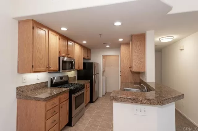 MLS: PTP2504234 Condo For Sale