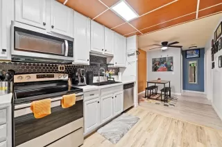 Photo #5: PTP2504242 Listing