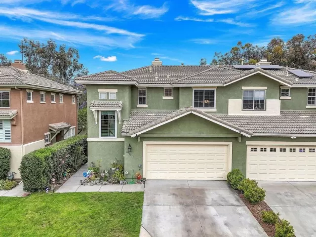 MLS: PTP2504288 Condo For Sale