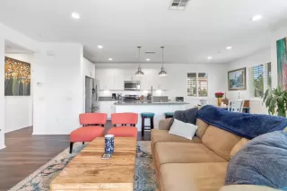 Photo #5: PTP2504332 Listing