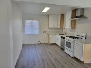 Photo #2: PTP2504338 Listing 