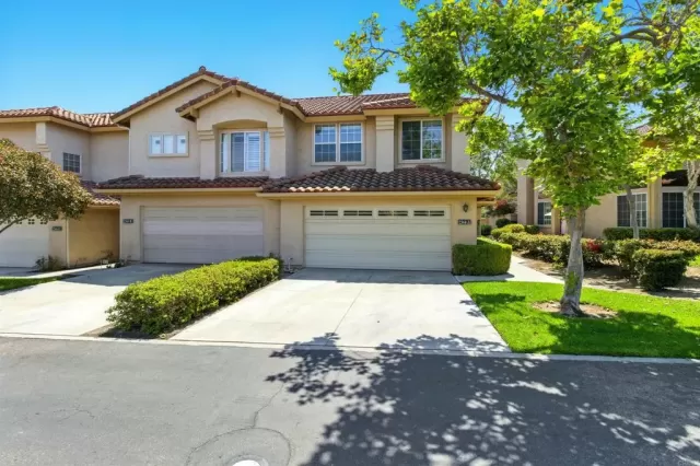 MLS: PTP2504340 Condo For Sale