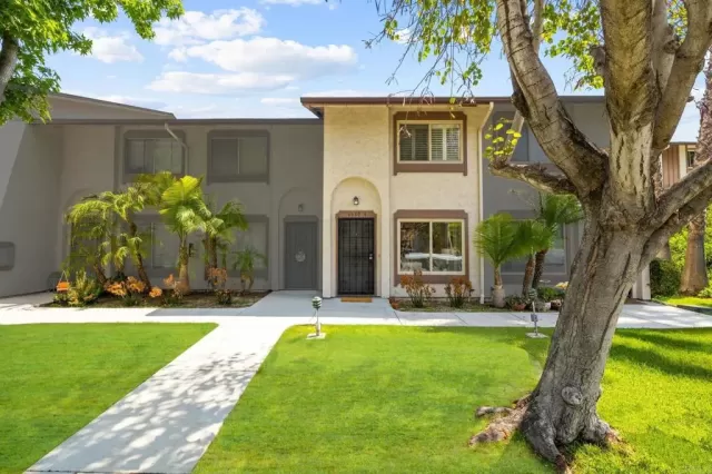 MLS: PTP2504393 Condo For Sale