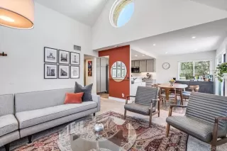 Photo #4: PTP2504410 Listing