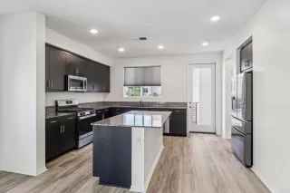 Photo #6: PTP2504413 Listing