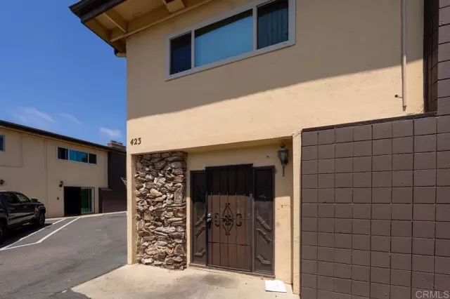 MLS: PTP2504422 Condo For Sale