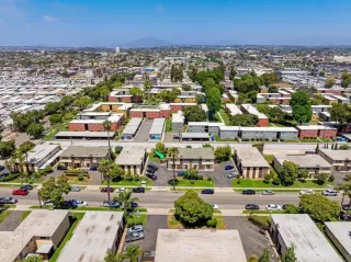 Photo #3: PTP2504422 Listing