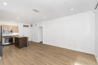 Photo #3: PTP2504434 Listing