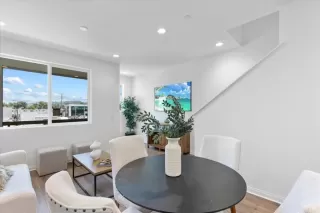 Photo #4: PTP2504436 Listing