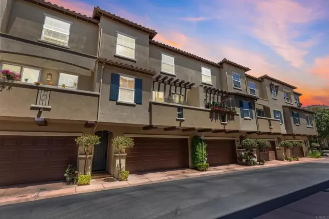 MLS: PTP2504478 Condo For Sale