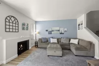 Photo #1: PTP2504481 Listing