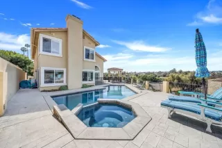 Photo #2: PTP2504496 Listing 