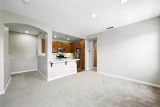 Photo #4: PTP2504502 Listing