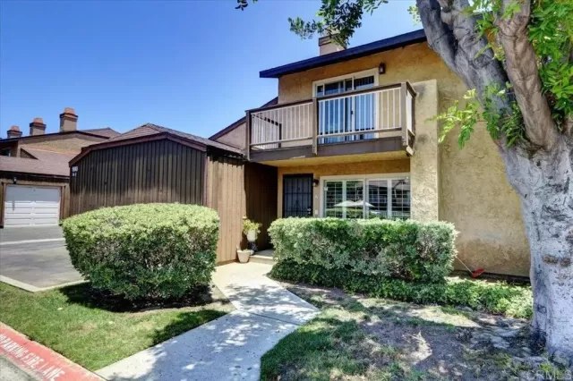 MLS: PTP2504536 Condo For Sale