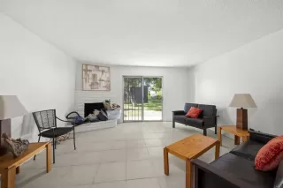 Photo #5: PTP2504549 Listing 