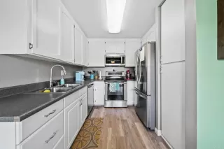 Photo #5: PTP2504550 Listing 