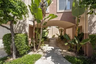 Photo #4: PTP2504609 Listing 