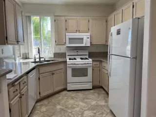 Photo #3: PTP2504655 Listing 