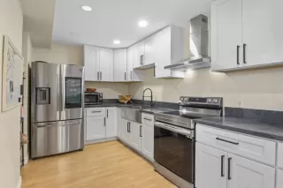 Photo #5: PTP2504712 Listing 