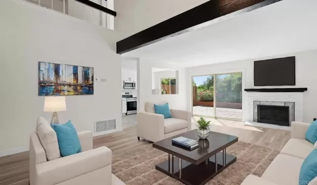 MLS: PTP2504733 Condo For Sale