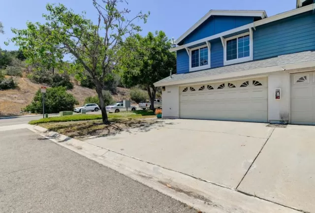 MLS: PTP2504748 Condo For Sale