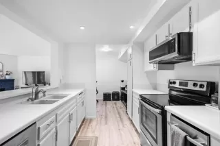 Photo #2: PTP2504837 Listing 